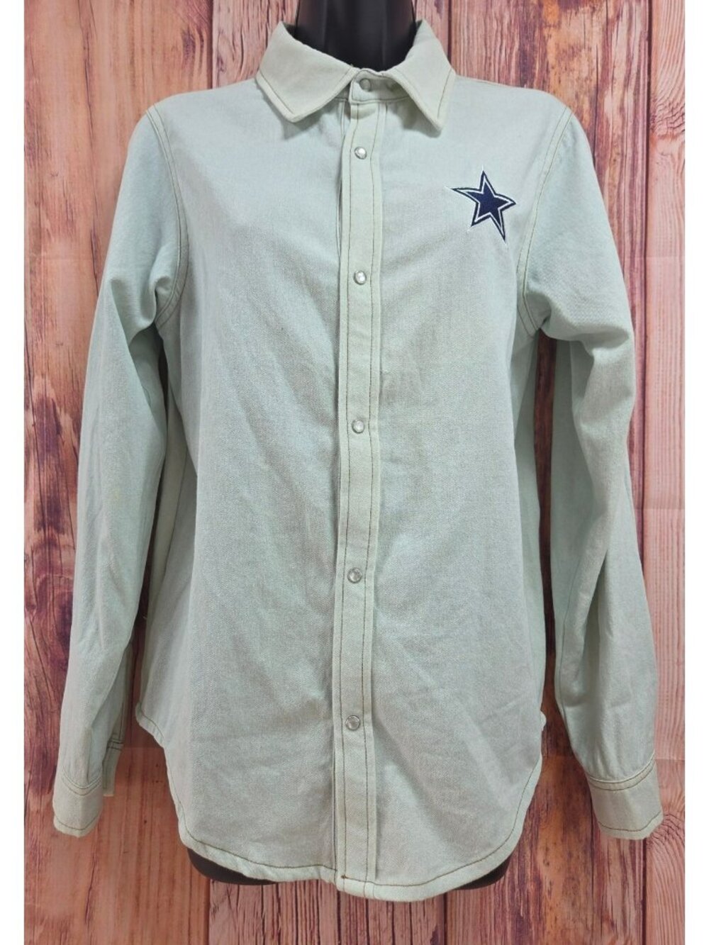 Dallas Cowboys Womens NFL Denim Button-Up Shirt Small NWT Sequined Logo
